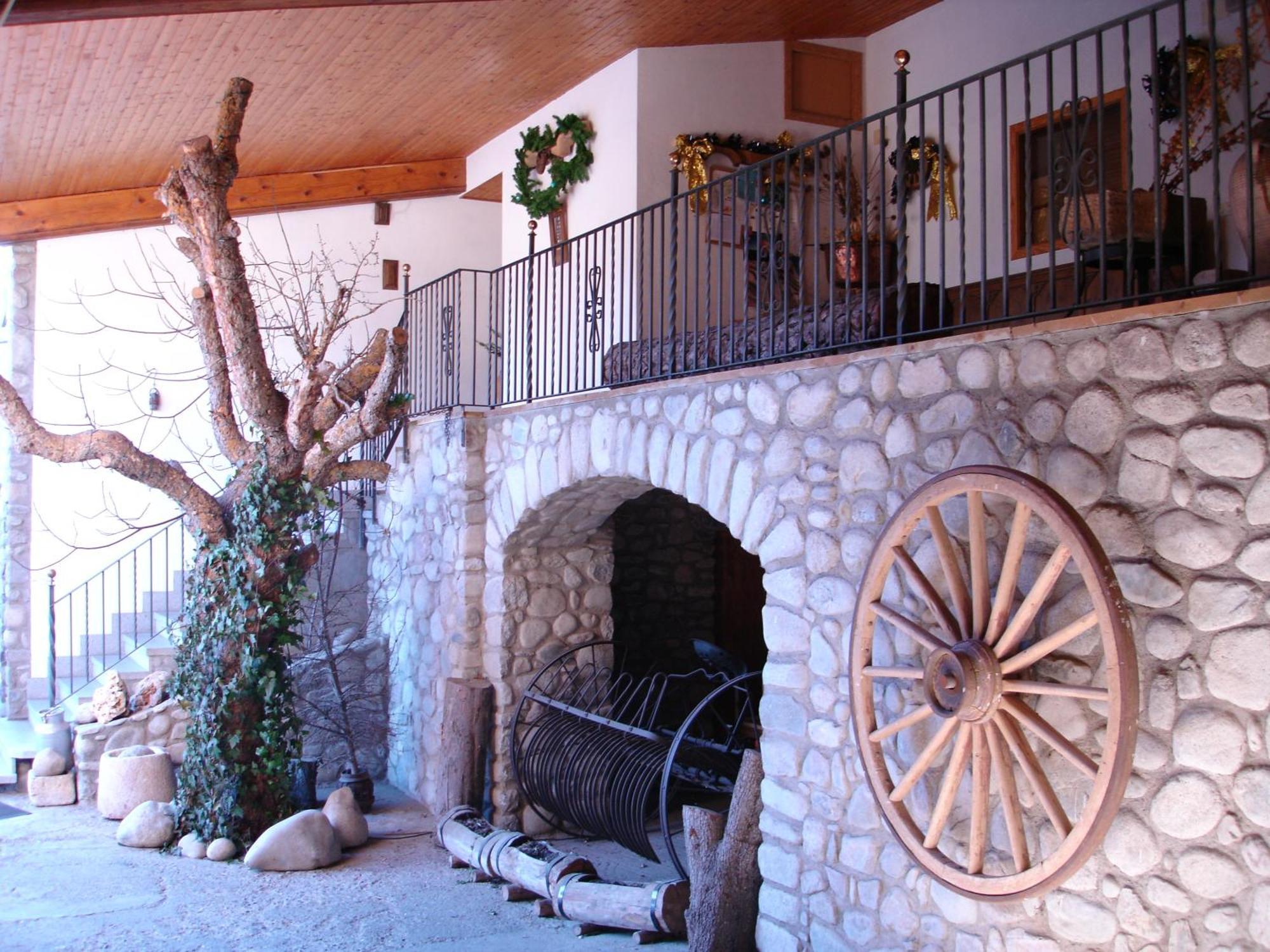 Casa Rural La Vall Del Cadi Σέου δ' Ουρζέλ Εξωτερικό φωτογραφία