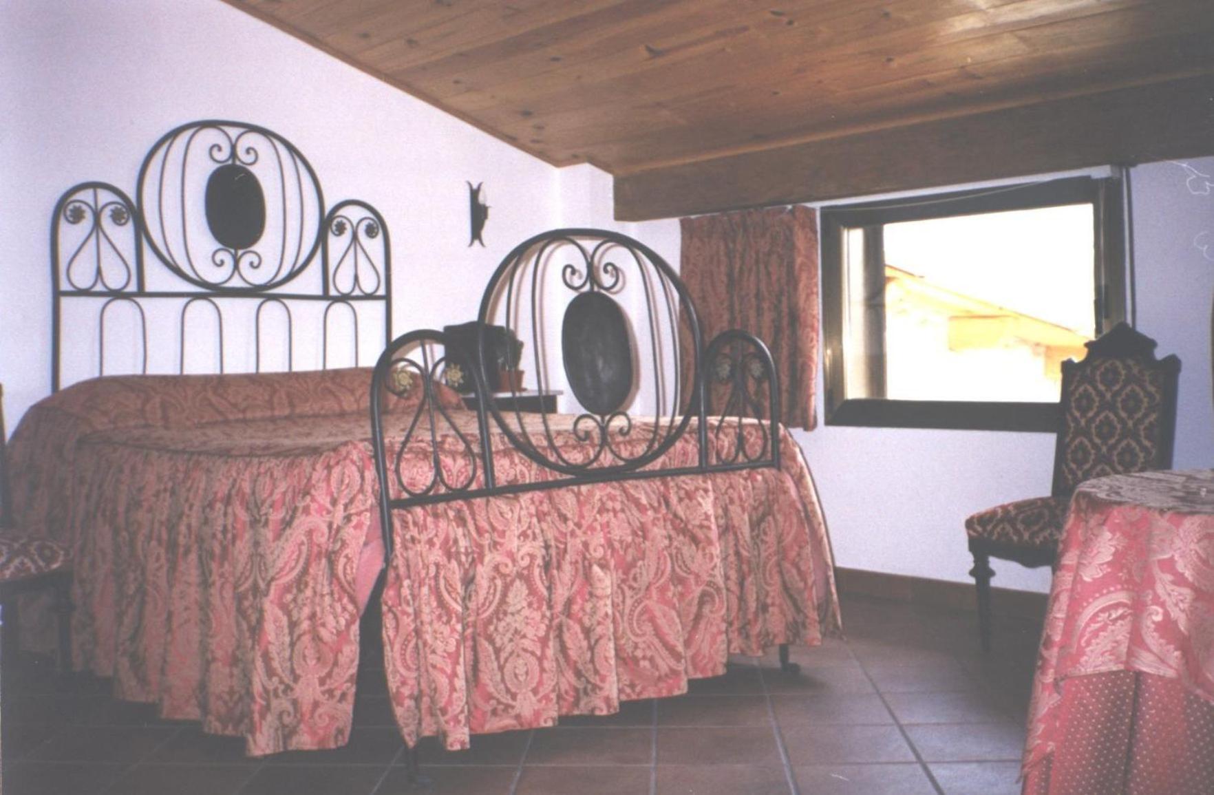 Casa Rural La Vall Del Cadi Σέου δ' Ουρζέλ Εξωτερικό φωτογραφία