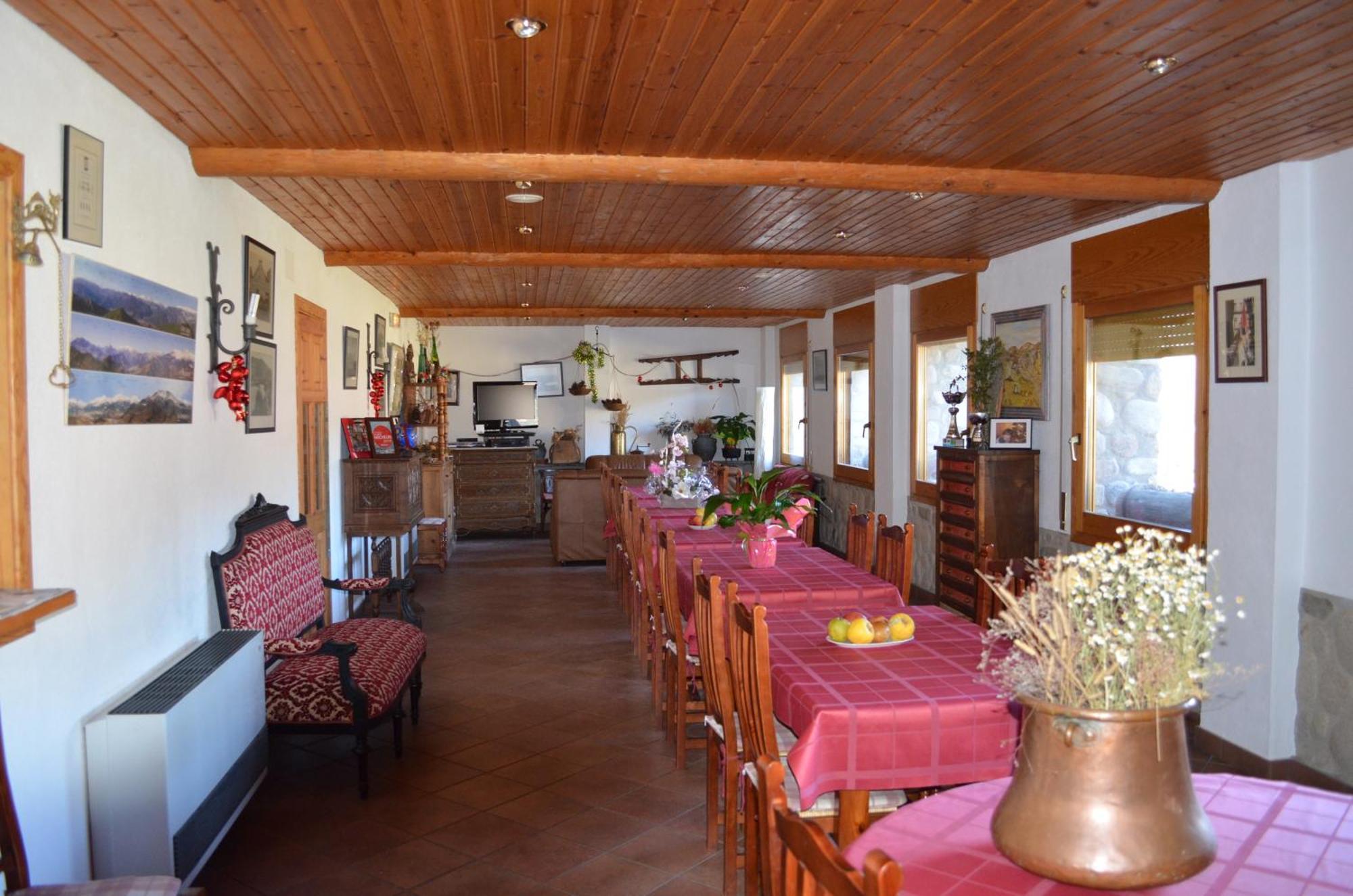 Casa Rural La Vall Del Cadi Σέου δ' Ουρζέλ Εξωτερικό φωτογραφία